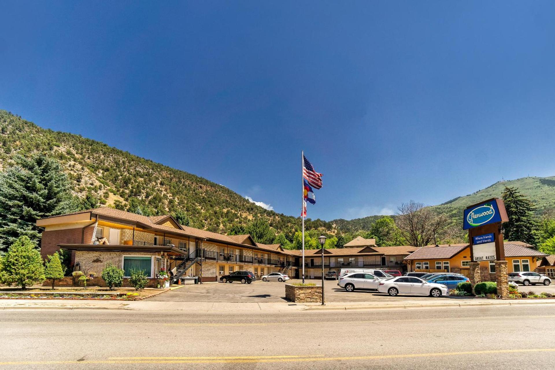Glenwood Springs Inn photo 4