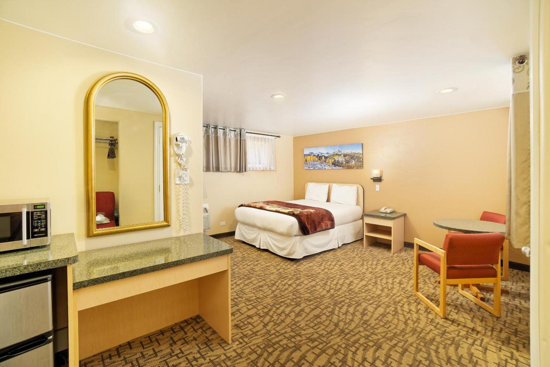 Glenwood Springs Inn photo 7