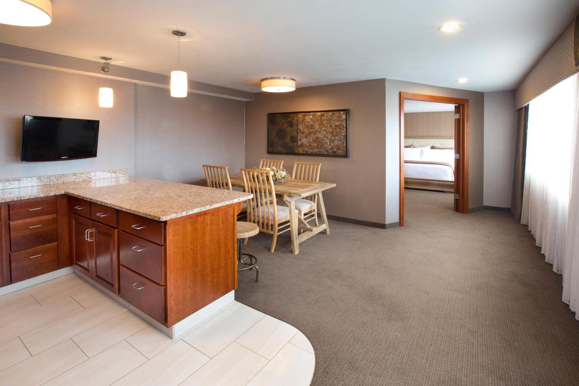 Holiday Inn Sioux Falls-City Center by IHG photo 65