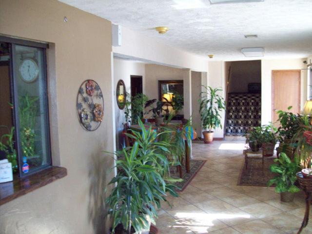 Lyons Inn photo 17