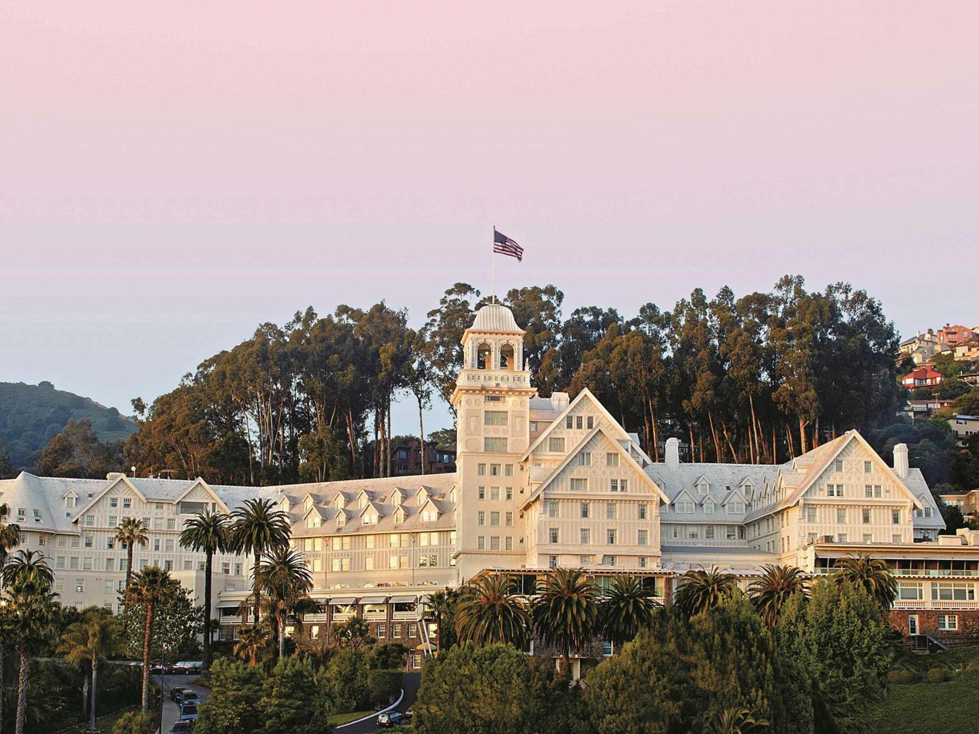 Claremont Resort & Club photo 10
