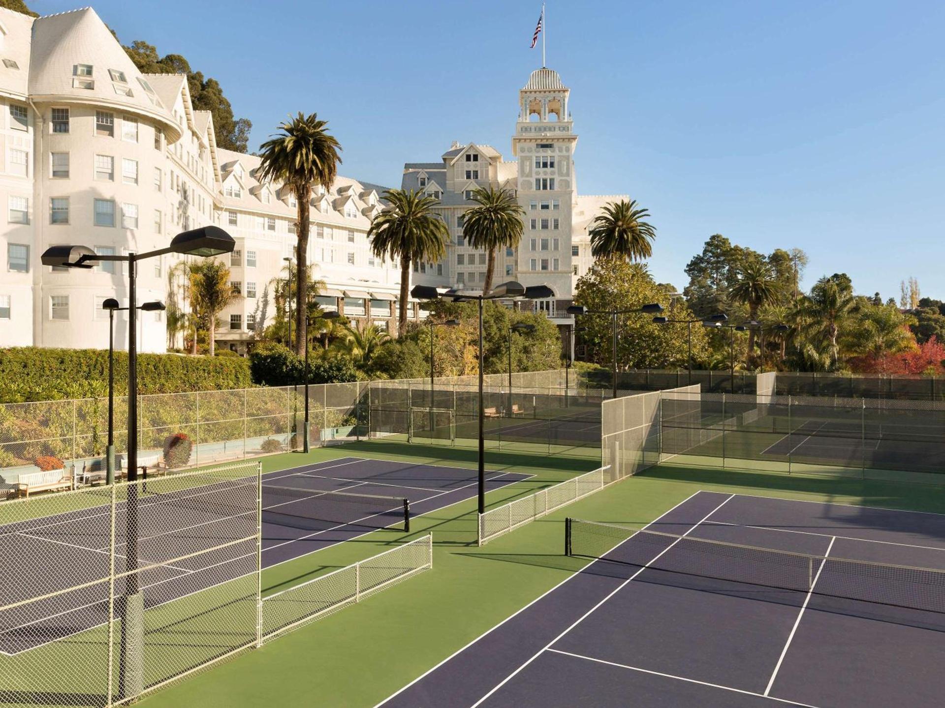 Claremont Resort & Club photo 11