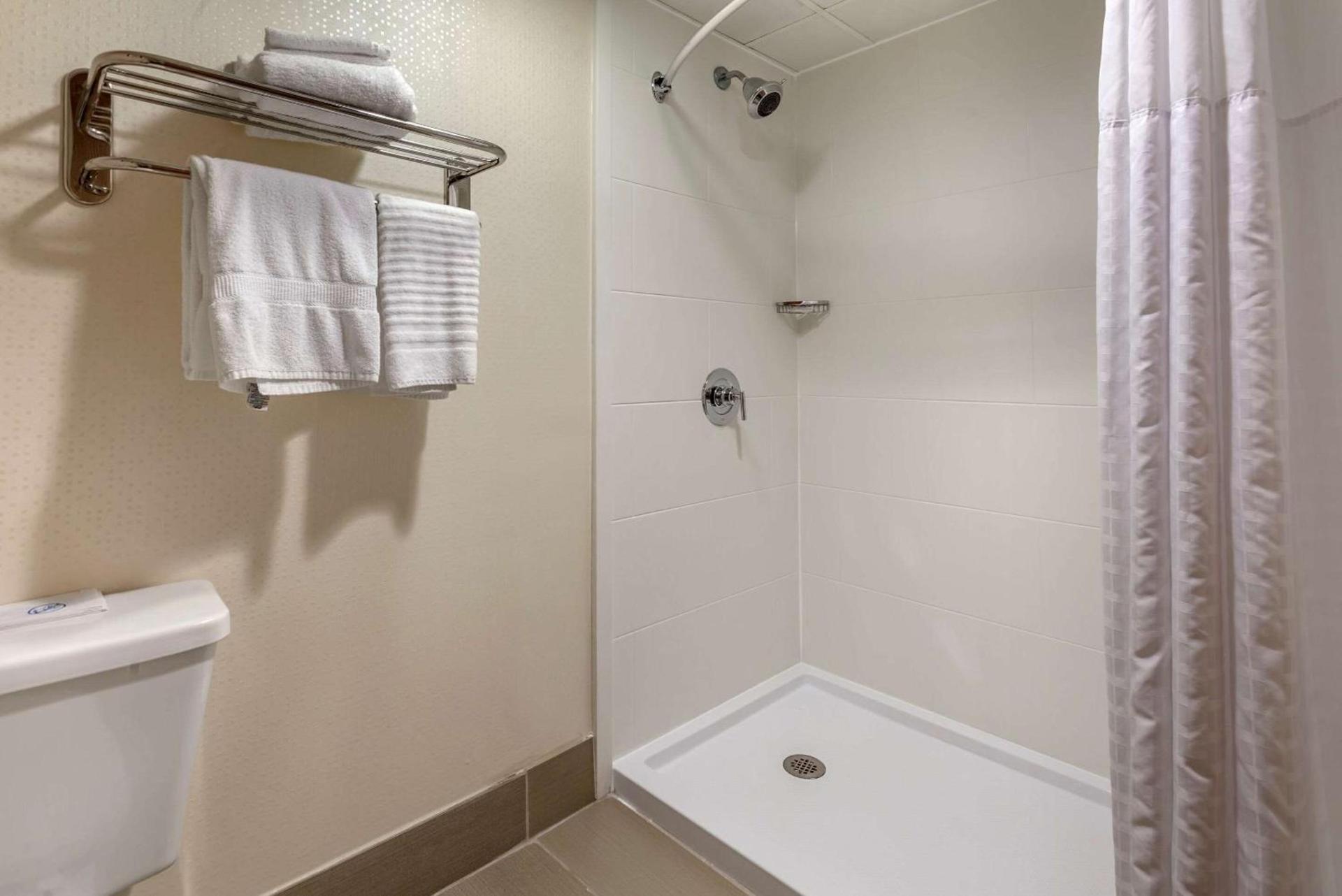 Comfort Inn West Hazleton photo 11