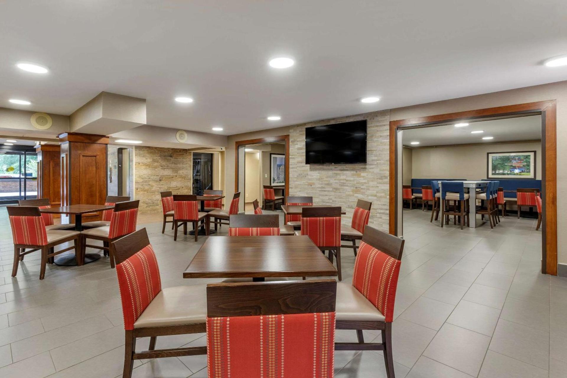 Comfort Inn Charlotte Airport Uptown photo 6