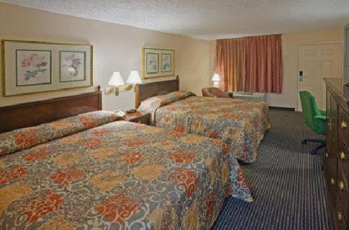 Americas Best Value Inn Laredo photo 16
