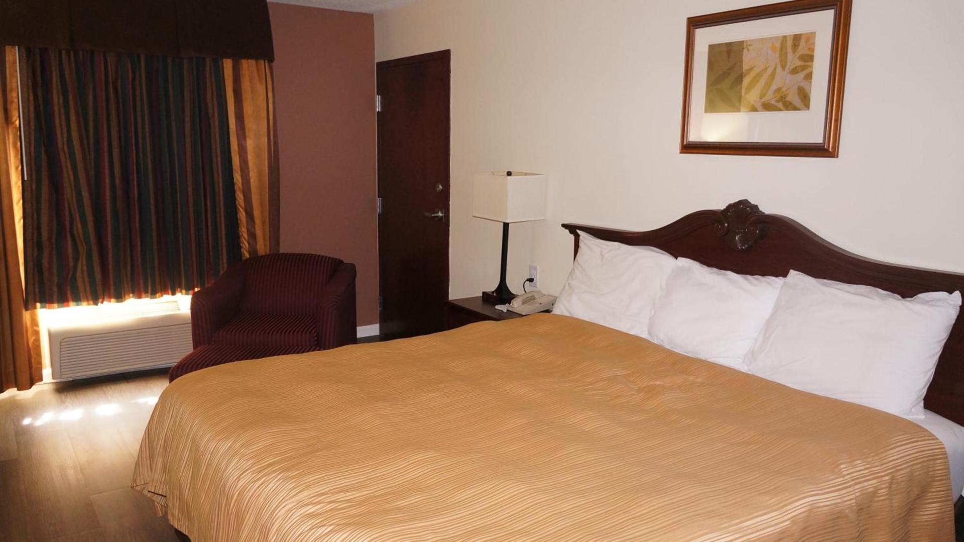 Scotland Neck Inn photo 33