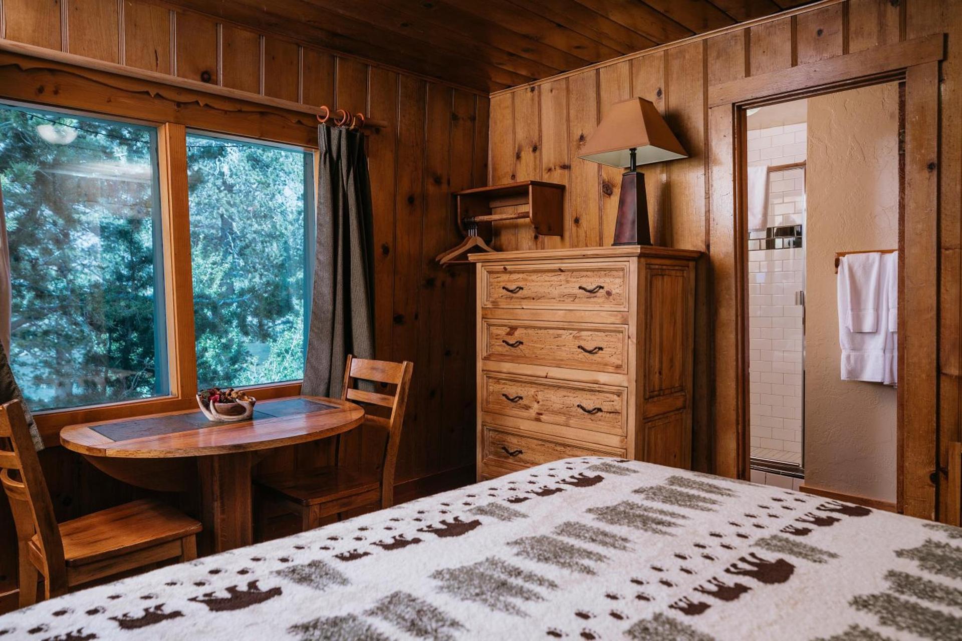 Tamarack Lodge photo 17