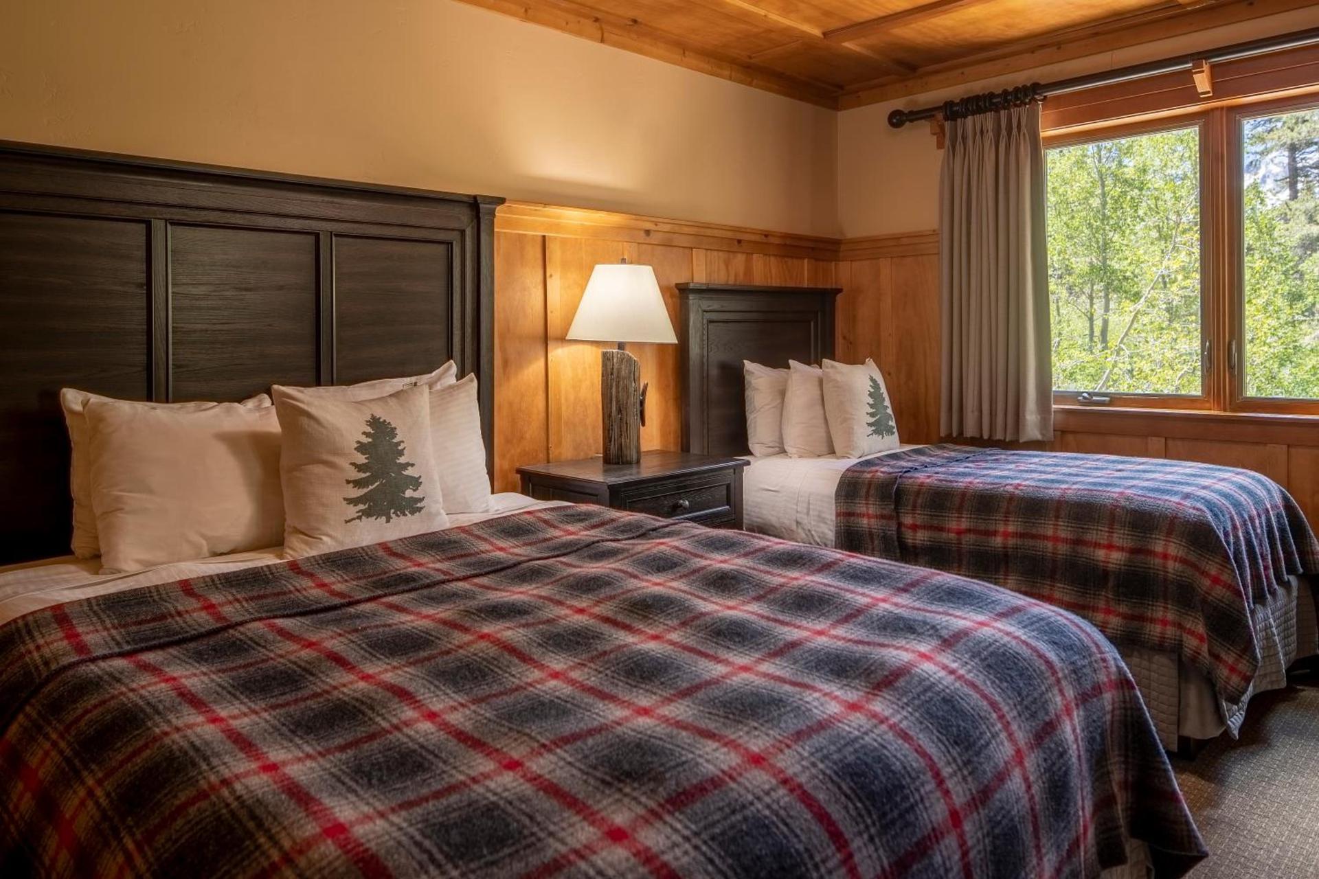 Tamarack Lodge photo 14