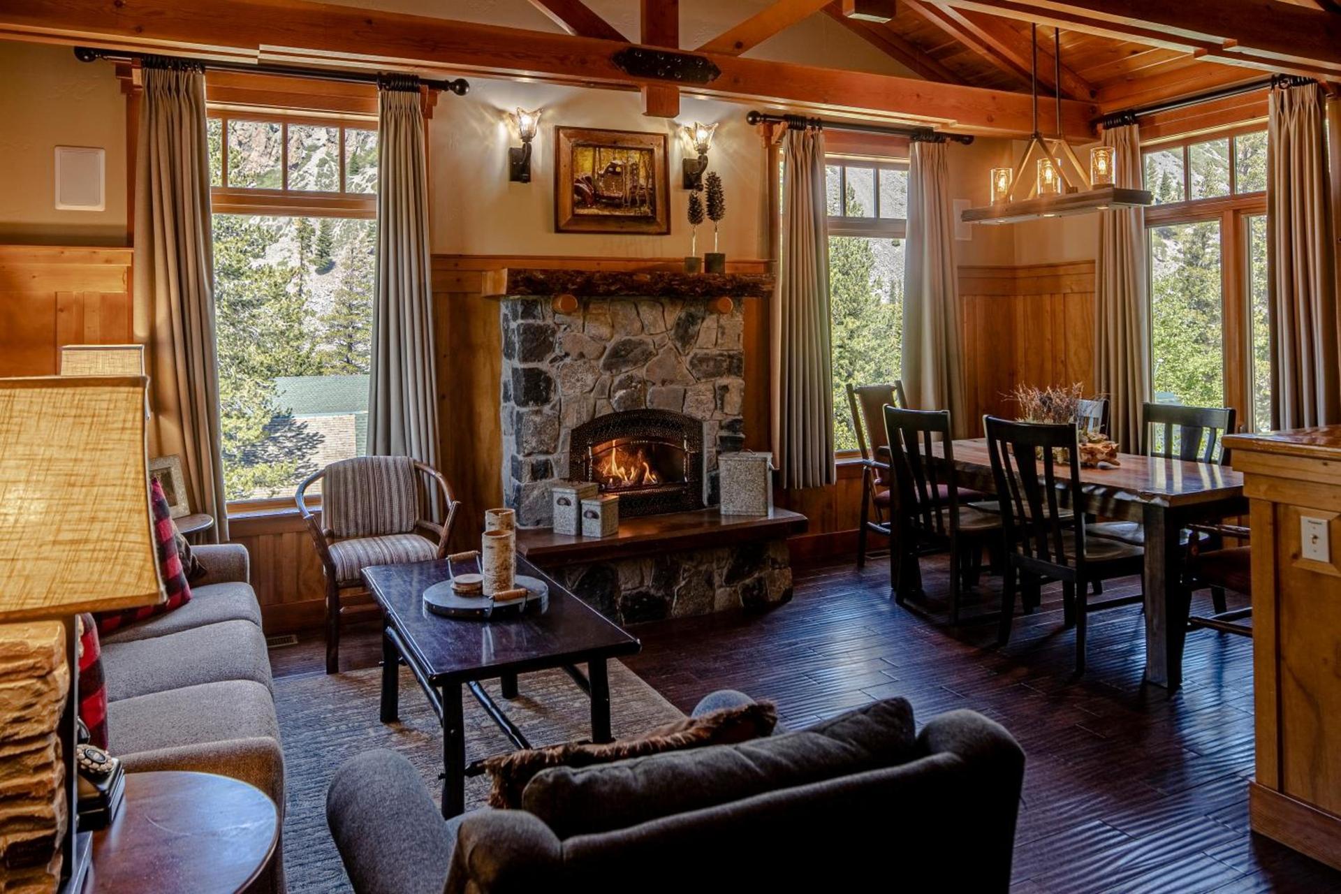 Tamarack Lodge photo 12