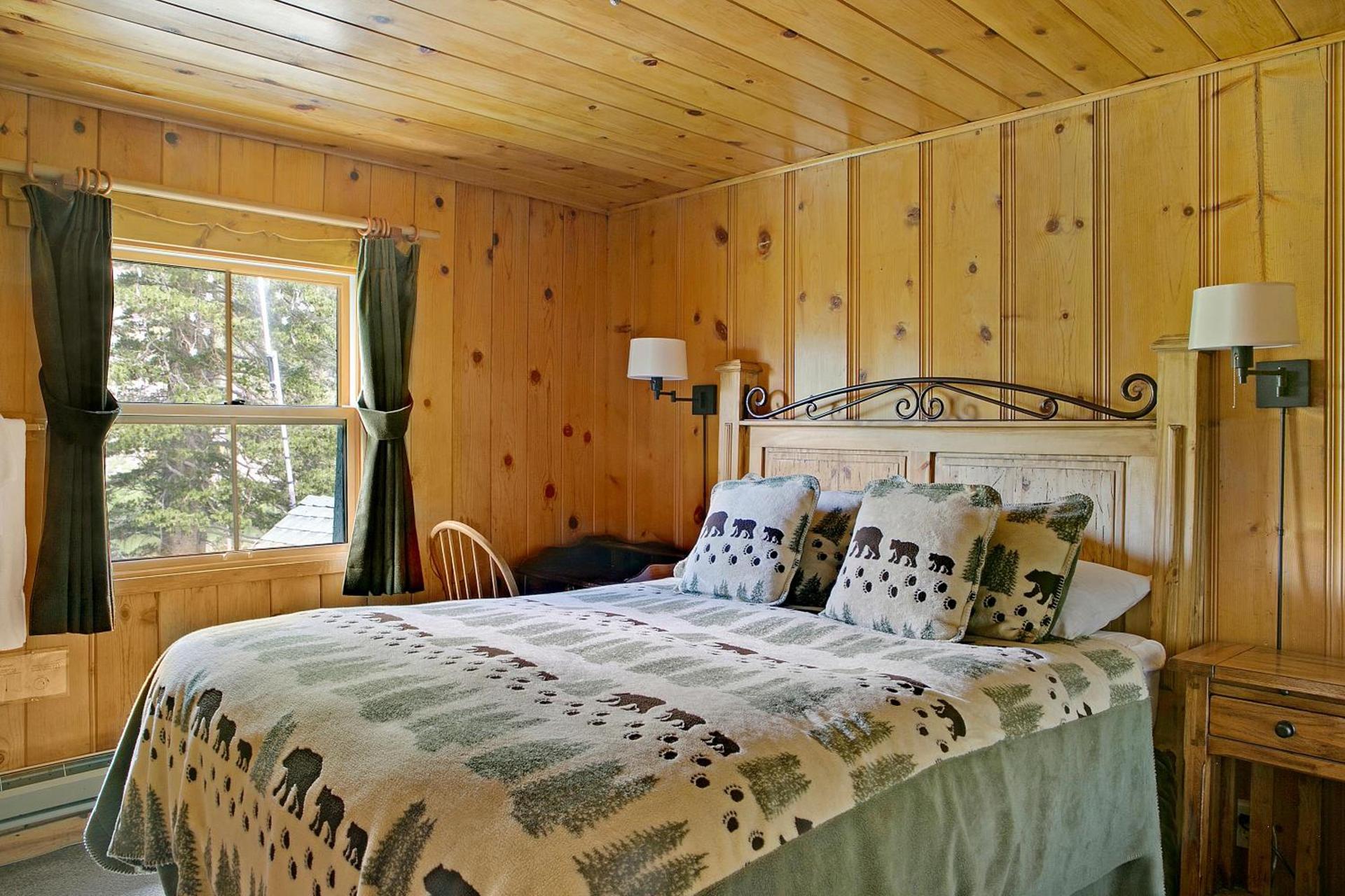 Tamarack Lodge photo 7