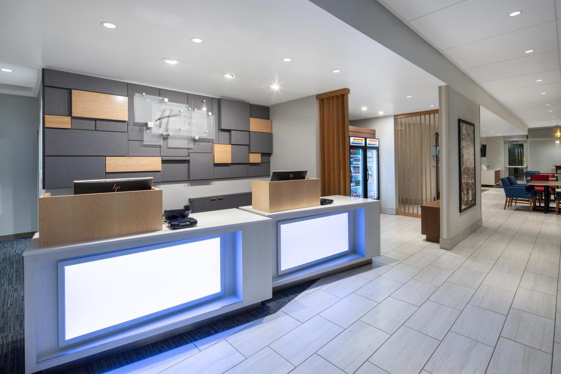 Holiday Inn Express & Suites Chico by IHG photo 43