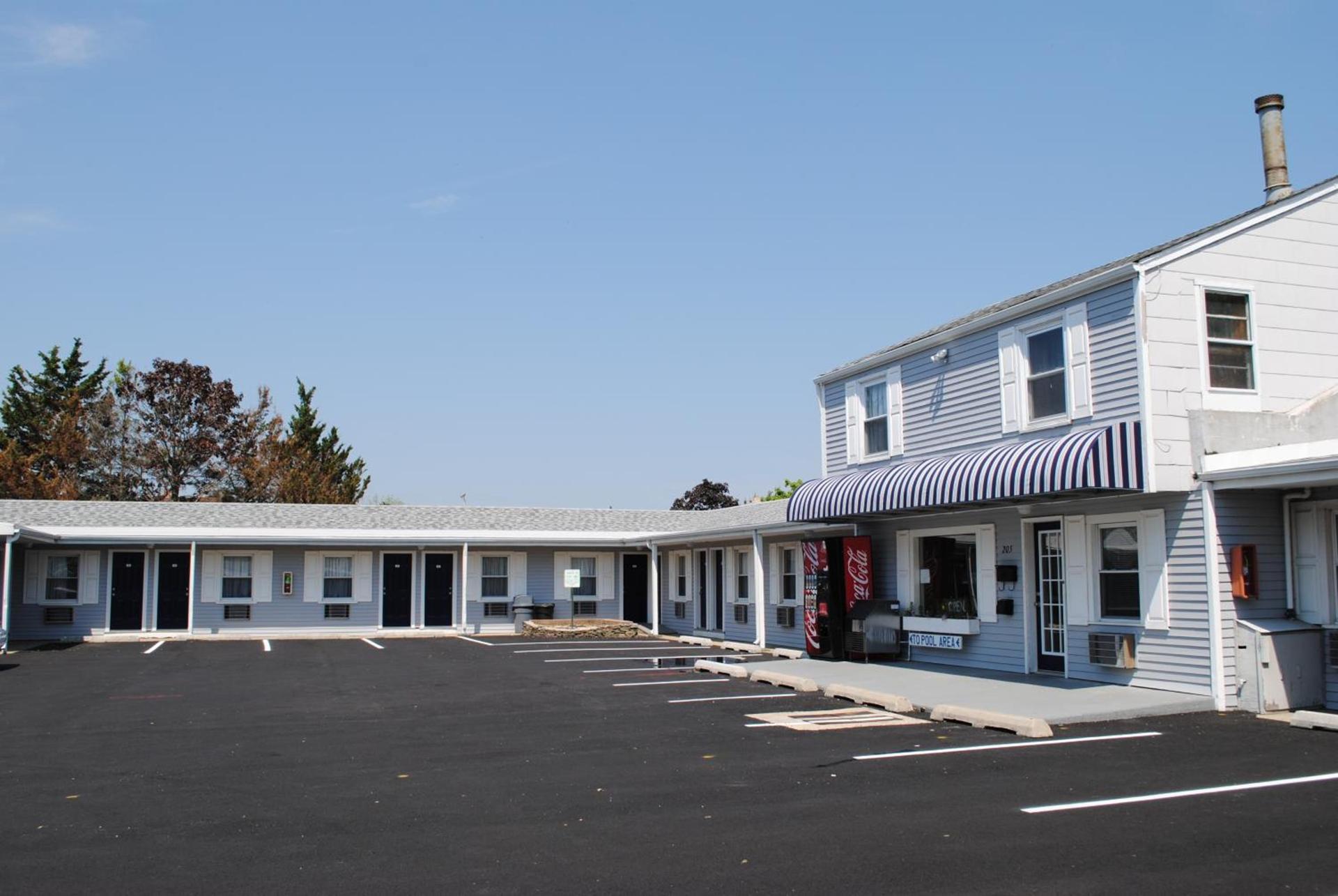 Shore Point Motel photo 13