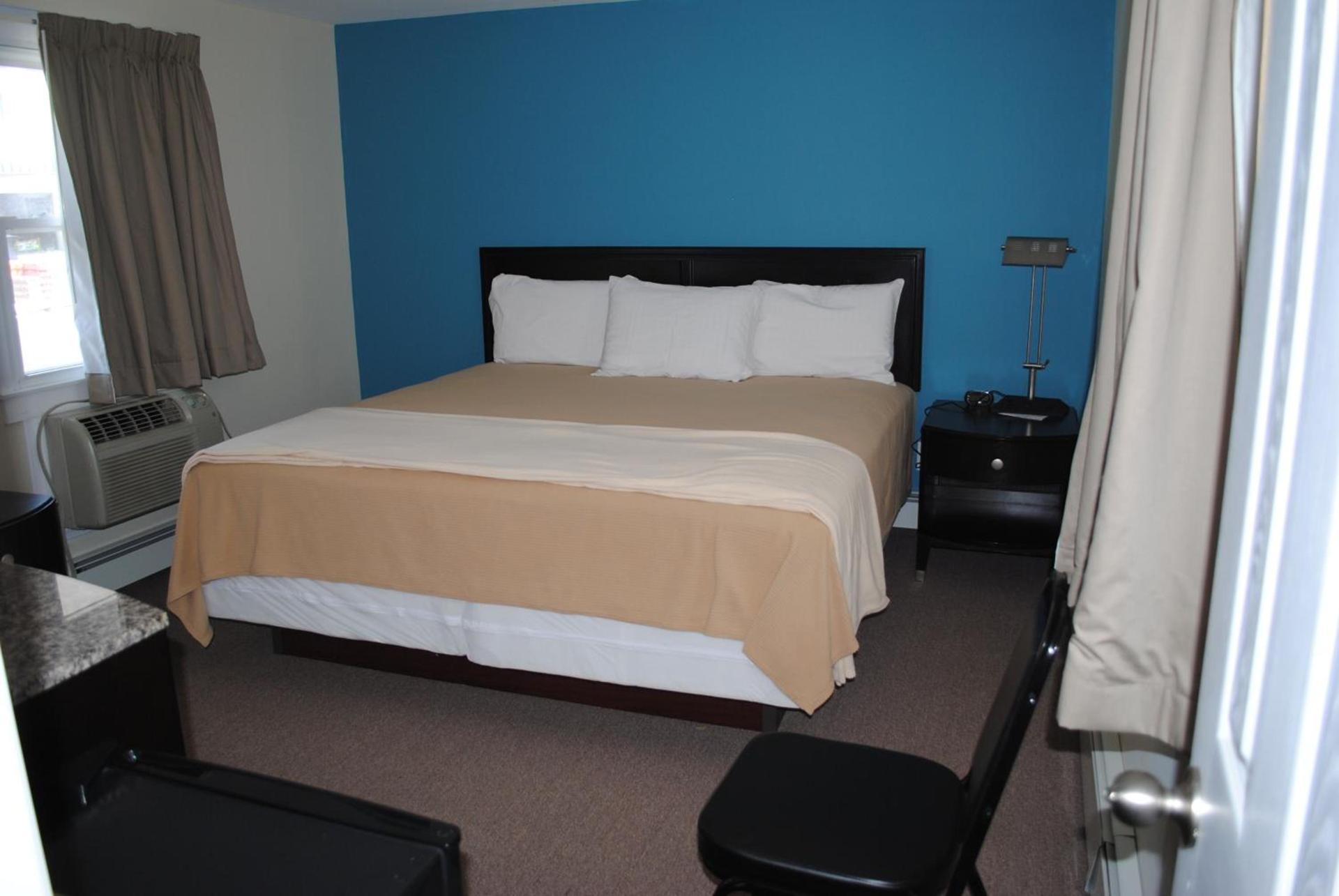 Shore Point Motel photo 10