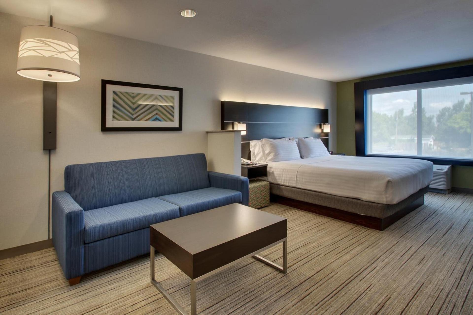 Holiday Inn Express Hotel & Suites Morris by IHG photo 36