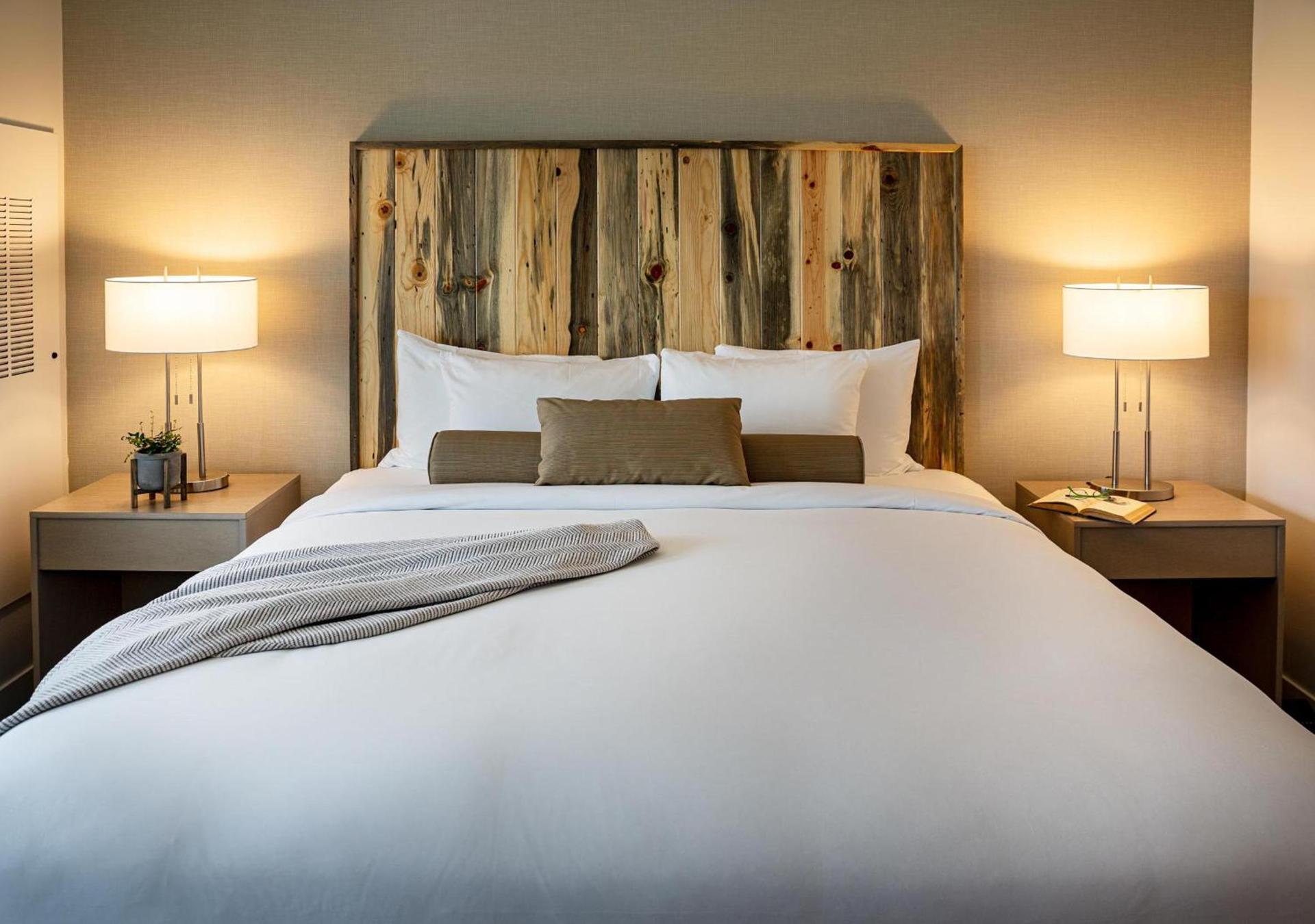 Hotel Maverick photo 41