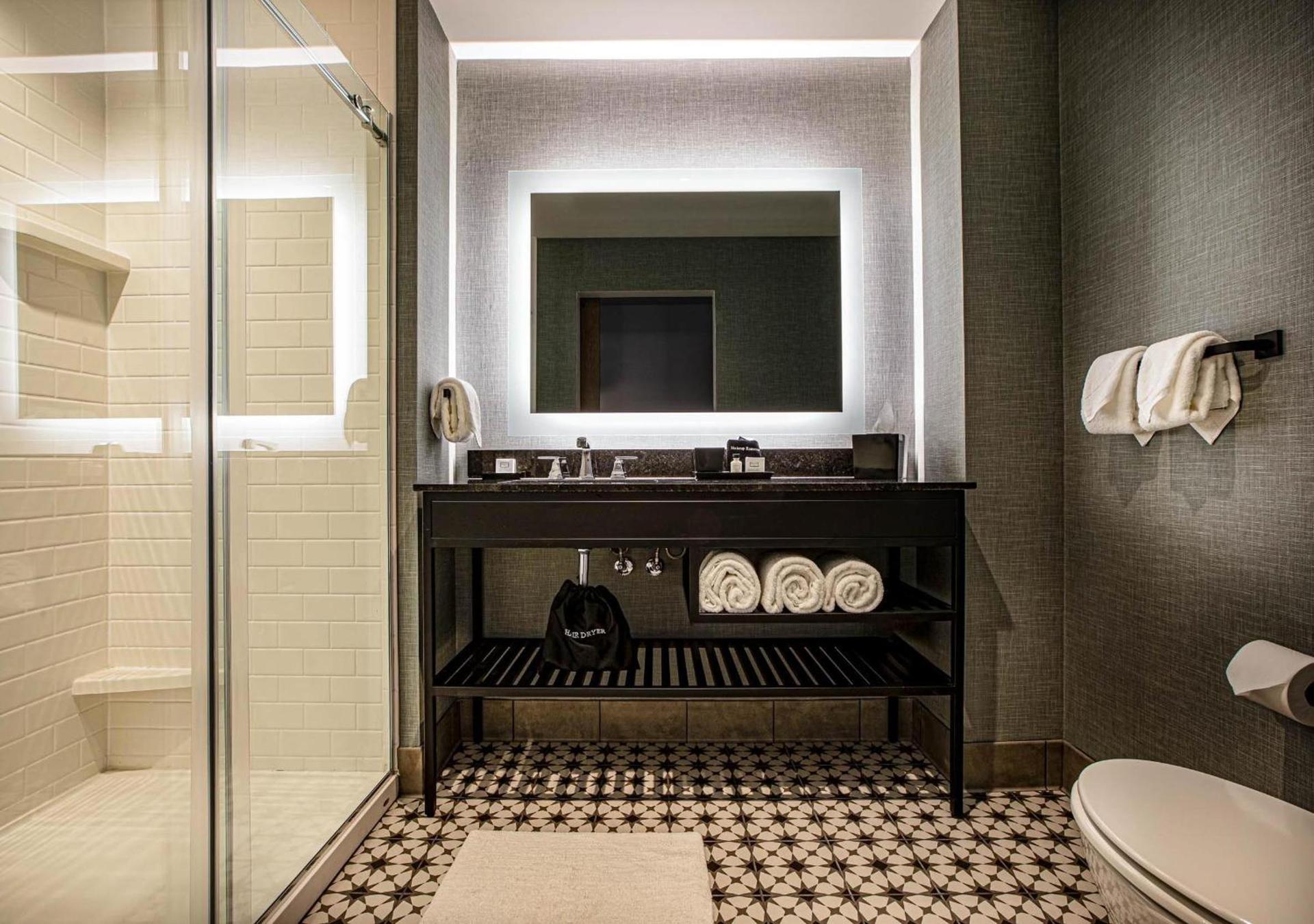 Hotel Maverick photo 36