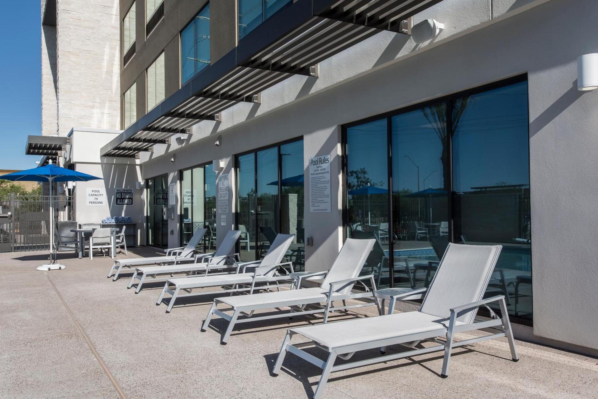 Holiday Inn Express & Suites - Phoenix North - Happy Valley by IHG photo 10
