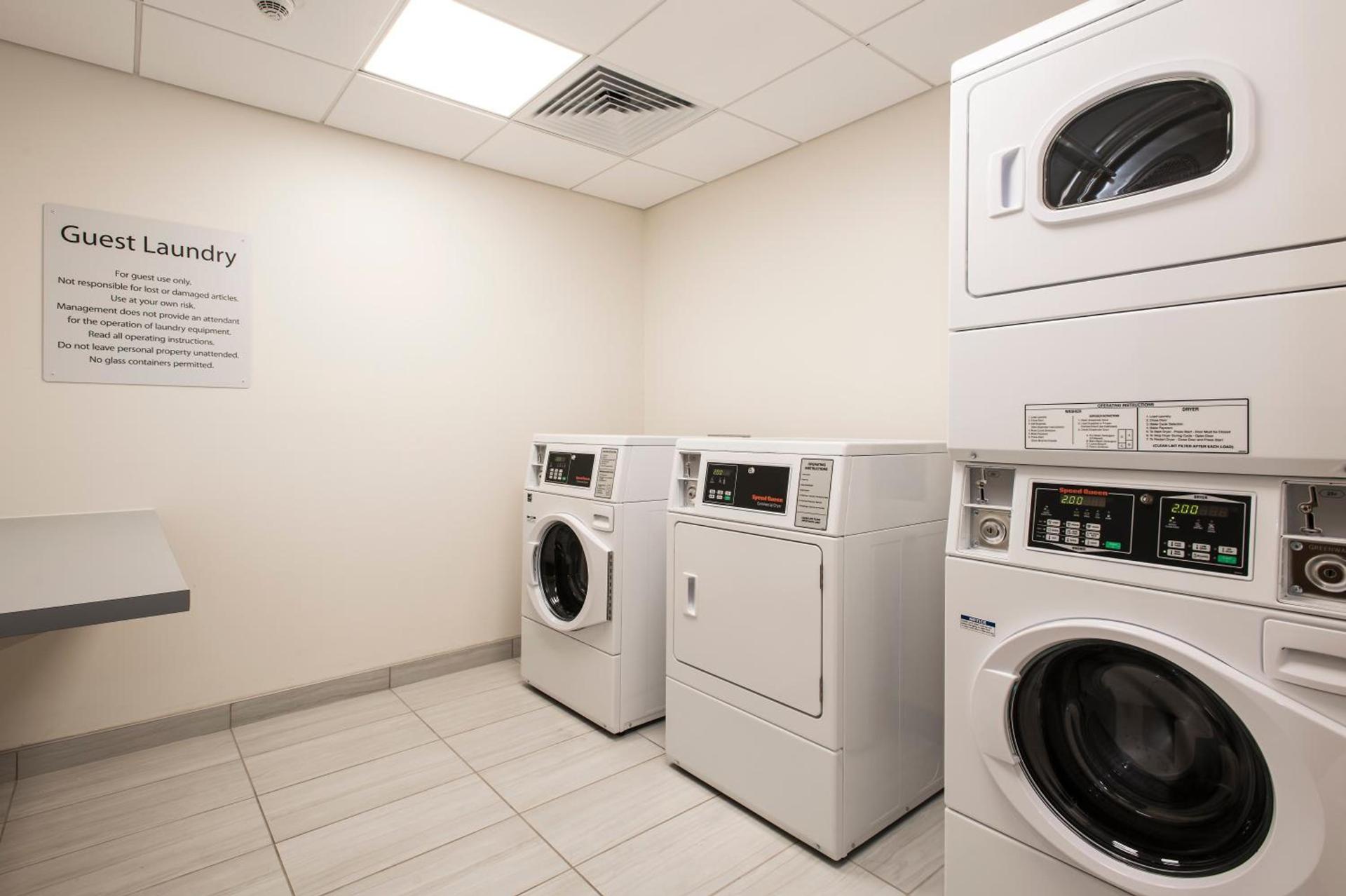 Holiday Inn Express & Suites - Phoenix North - Happy Valley by IHG photo 13