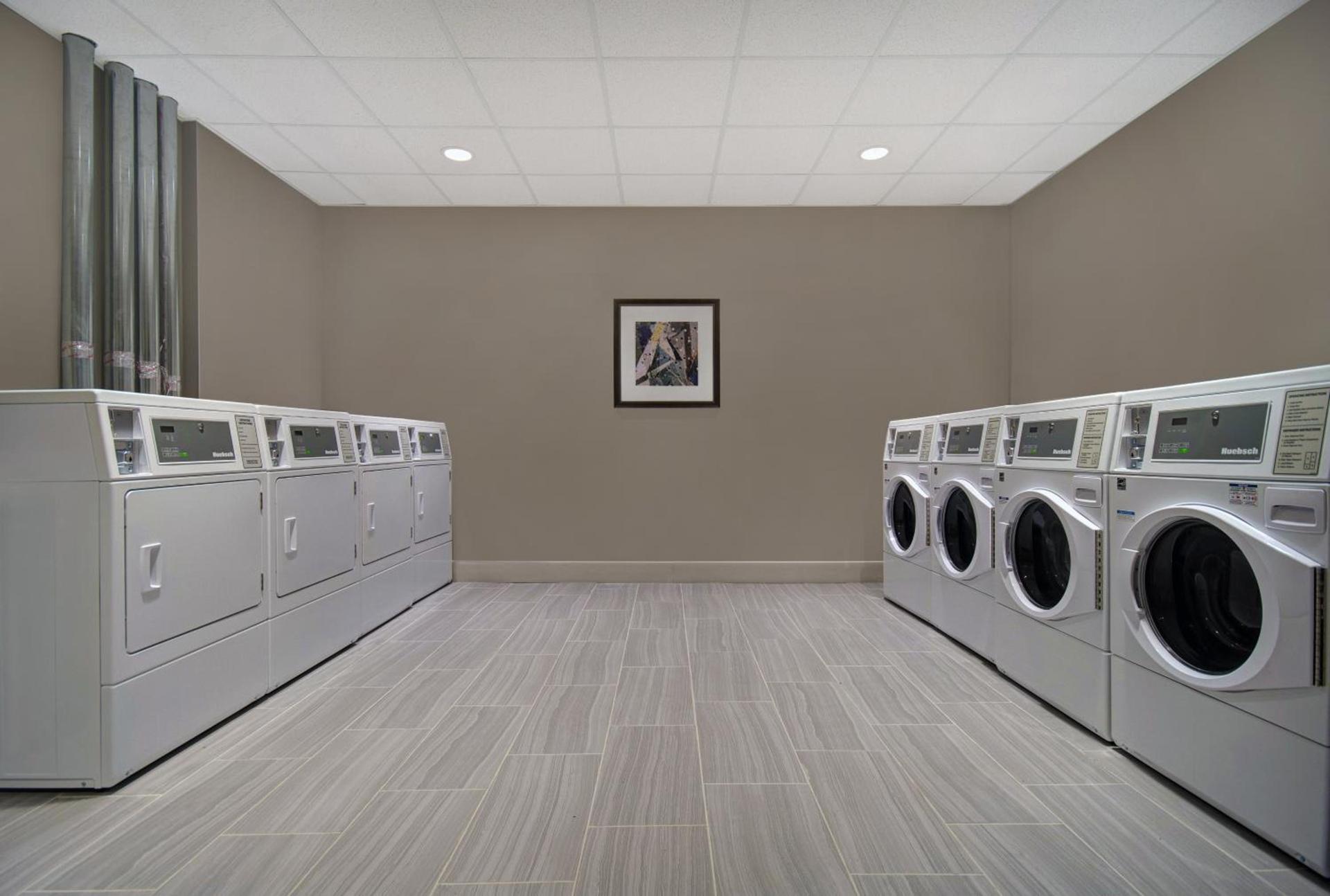 Staybridge Suites Sterling Heights - Detroit Area by IHG photo 6