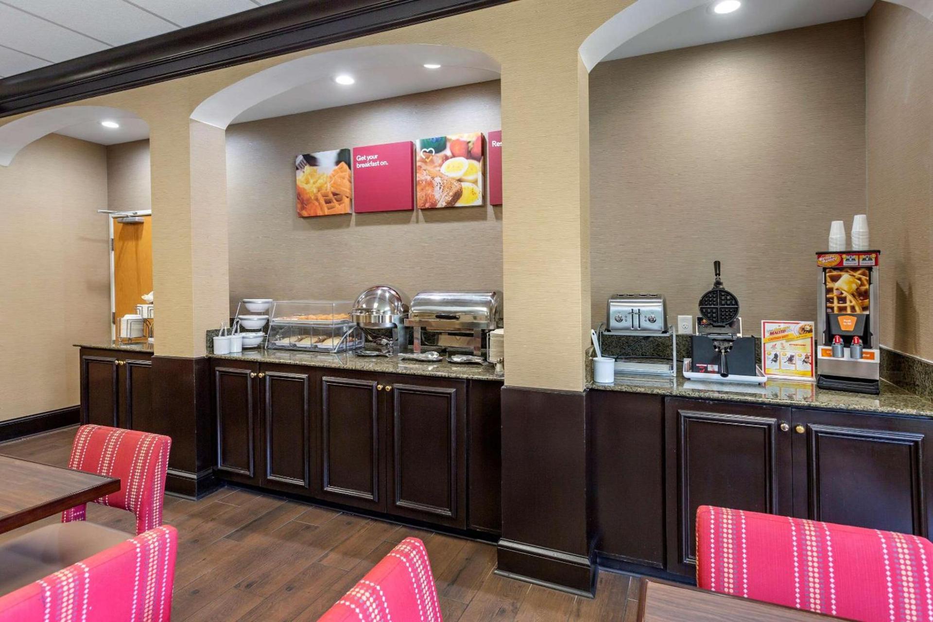 Comfort Suites Goodlettsville Rivergate photo 29