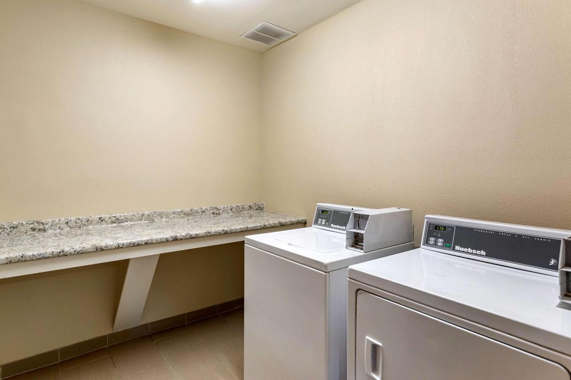 Comfort Suites Goodlettsville Rivergate photo 30