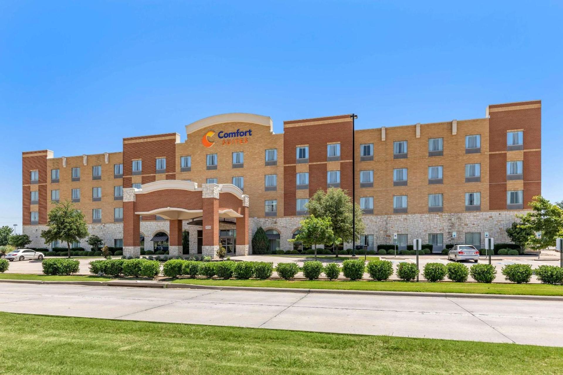 Comfort Suites Frisco photo 3