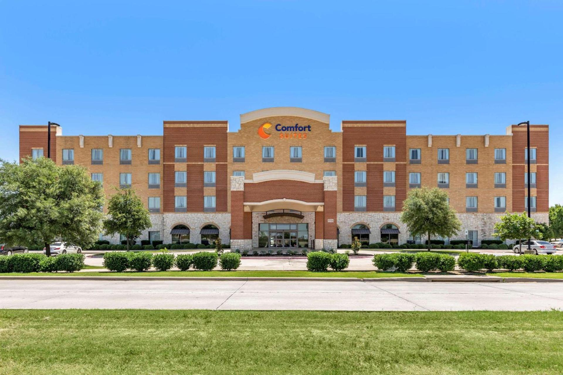 Comfort Suites Frisco photo 2
