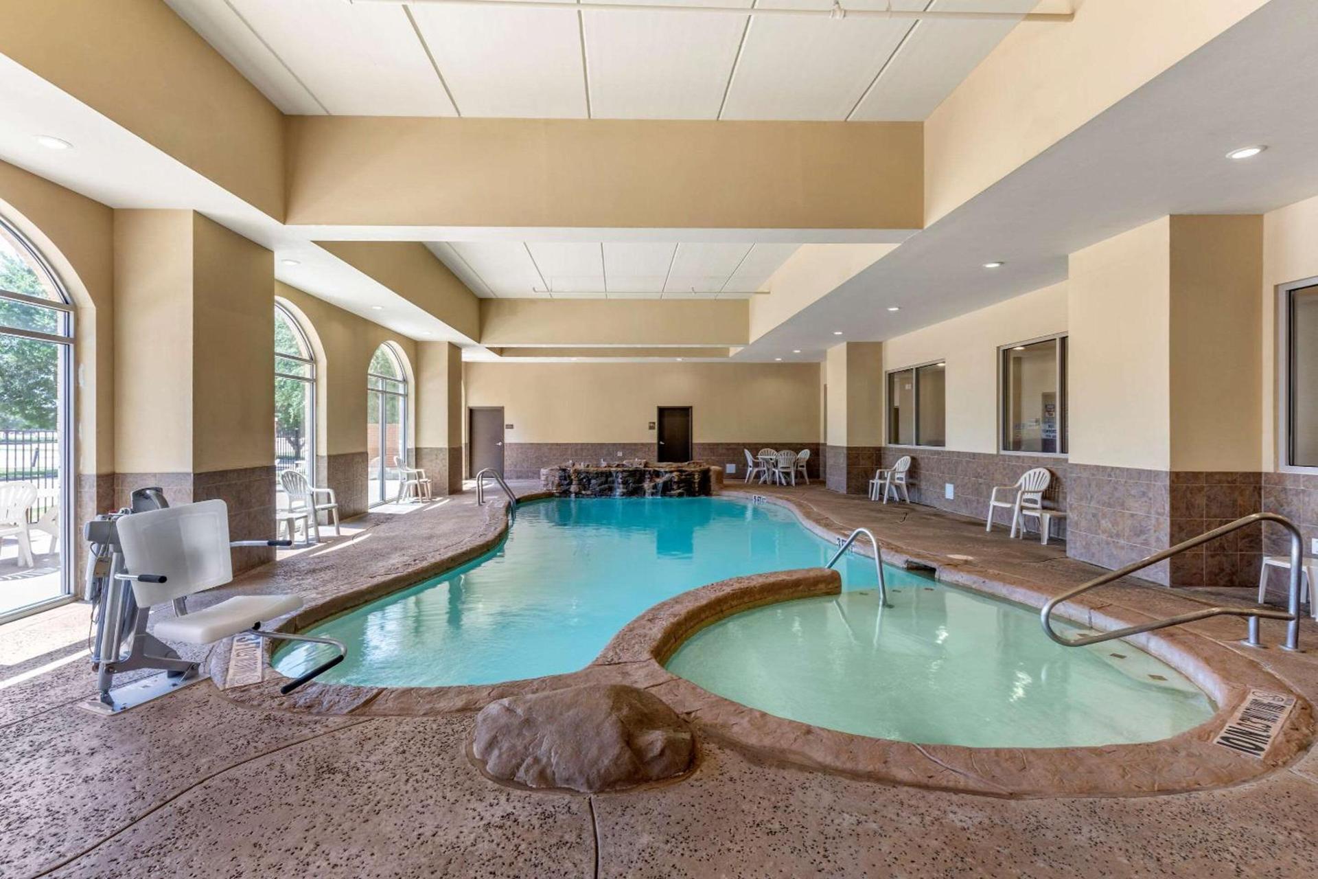 Comfort Suites Frisco photo 19