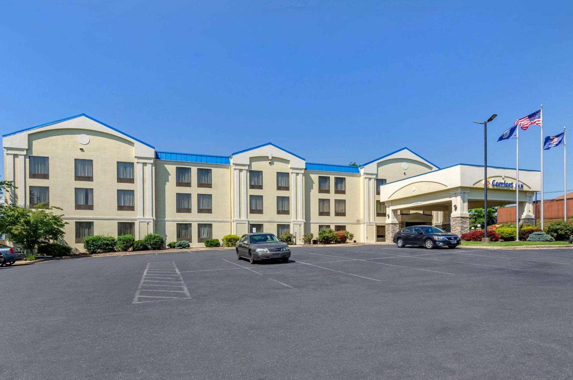 Spark by Hilton Waynesboro photo 4