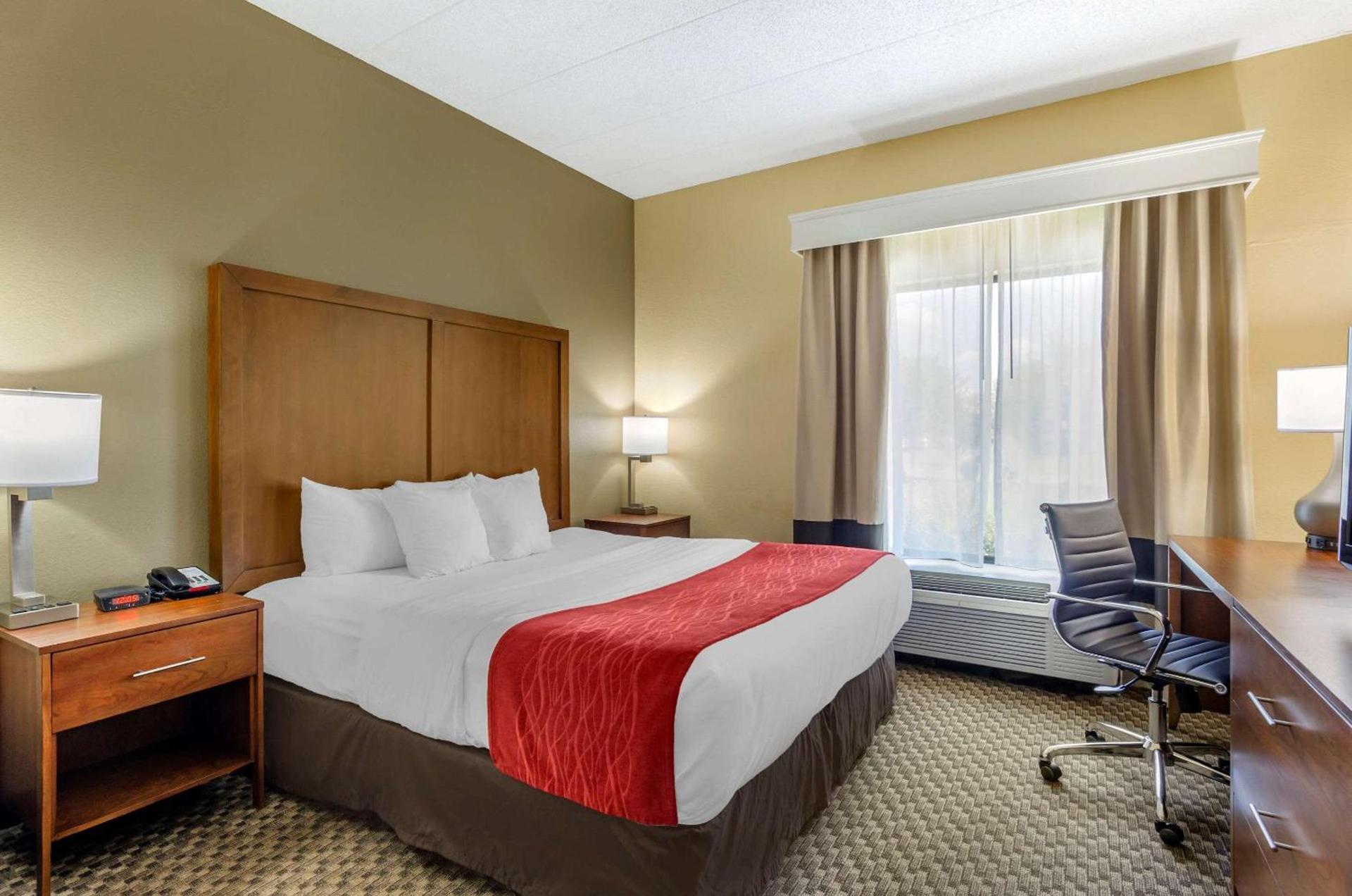 Spark by Hilton Waynesboro photo 14