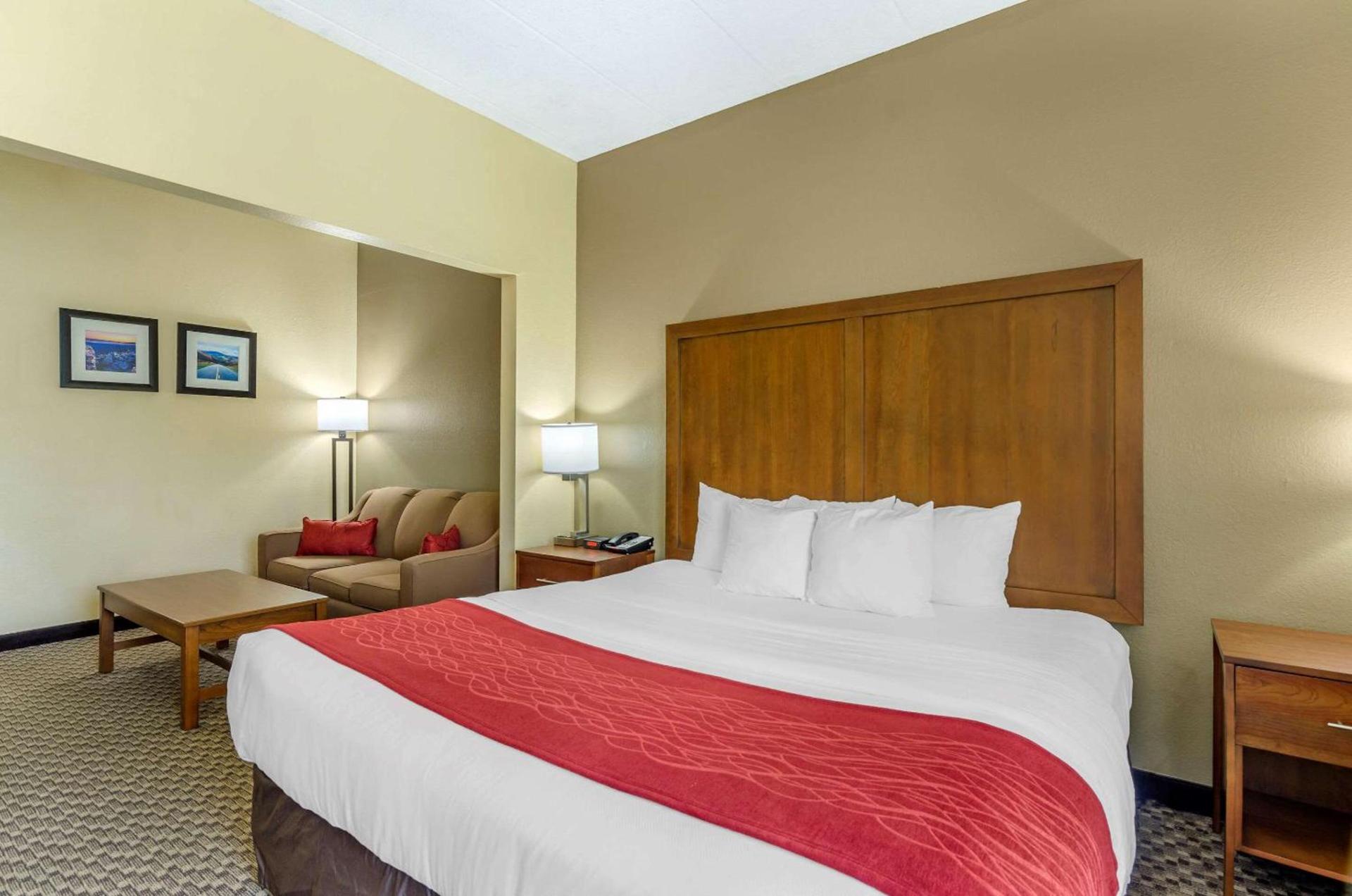 Spark by Hilton Waynesboro photo 15
