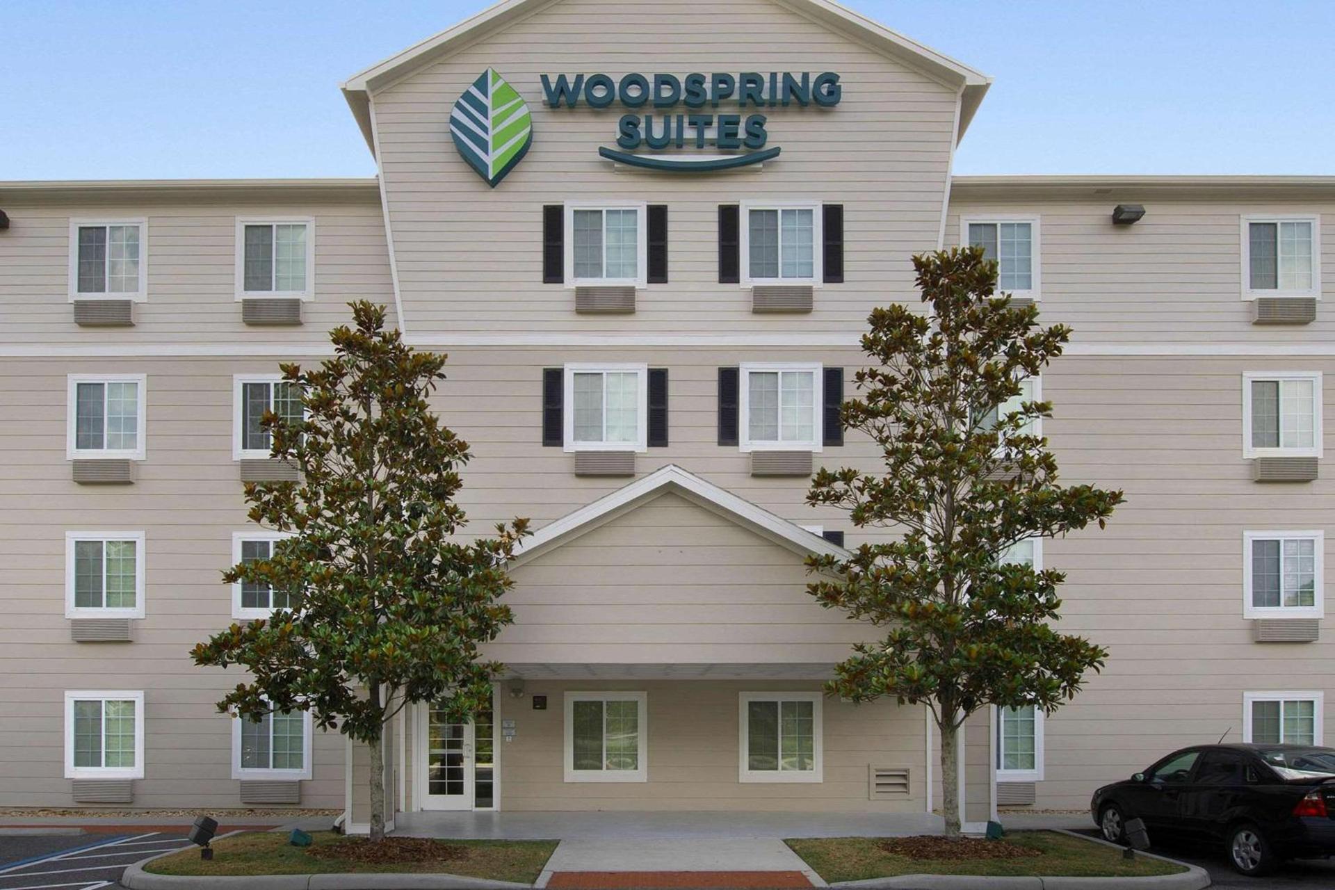 WoodSpring Suites Gainesville I-75 photo 1