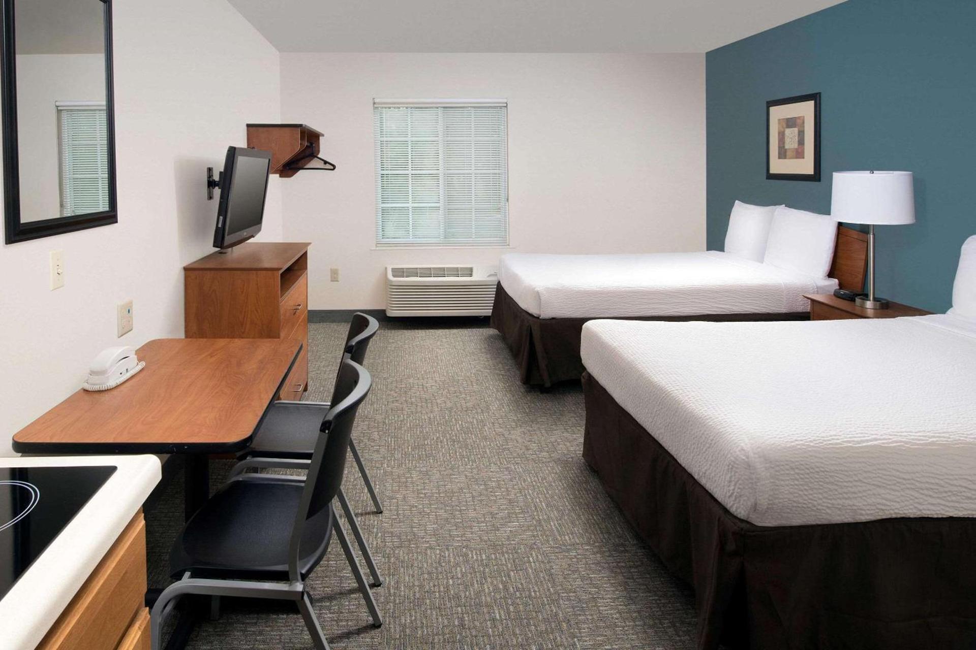 WoodSpring Suites Gainesville I-75 photo 8