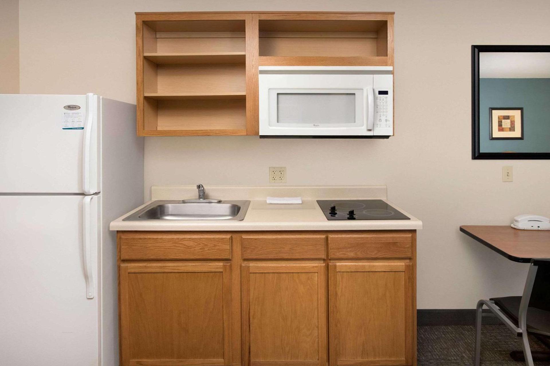WoodSpring Suites Gainesville I-75 photo 11