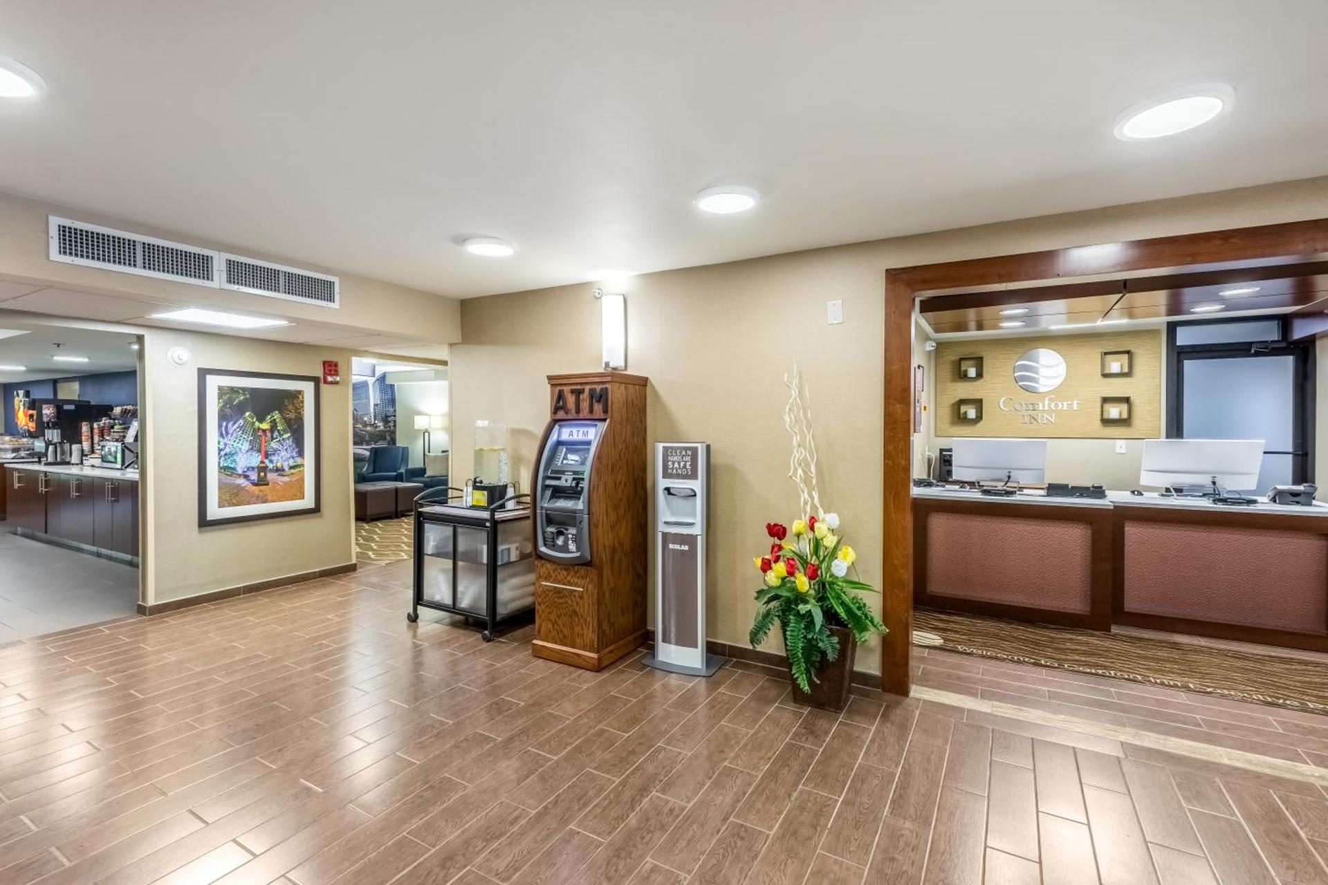 Comfort Inn Charlotte Airport Uptown photo 56