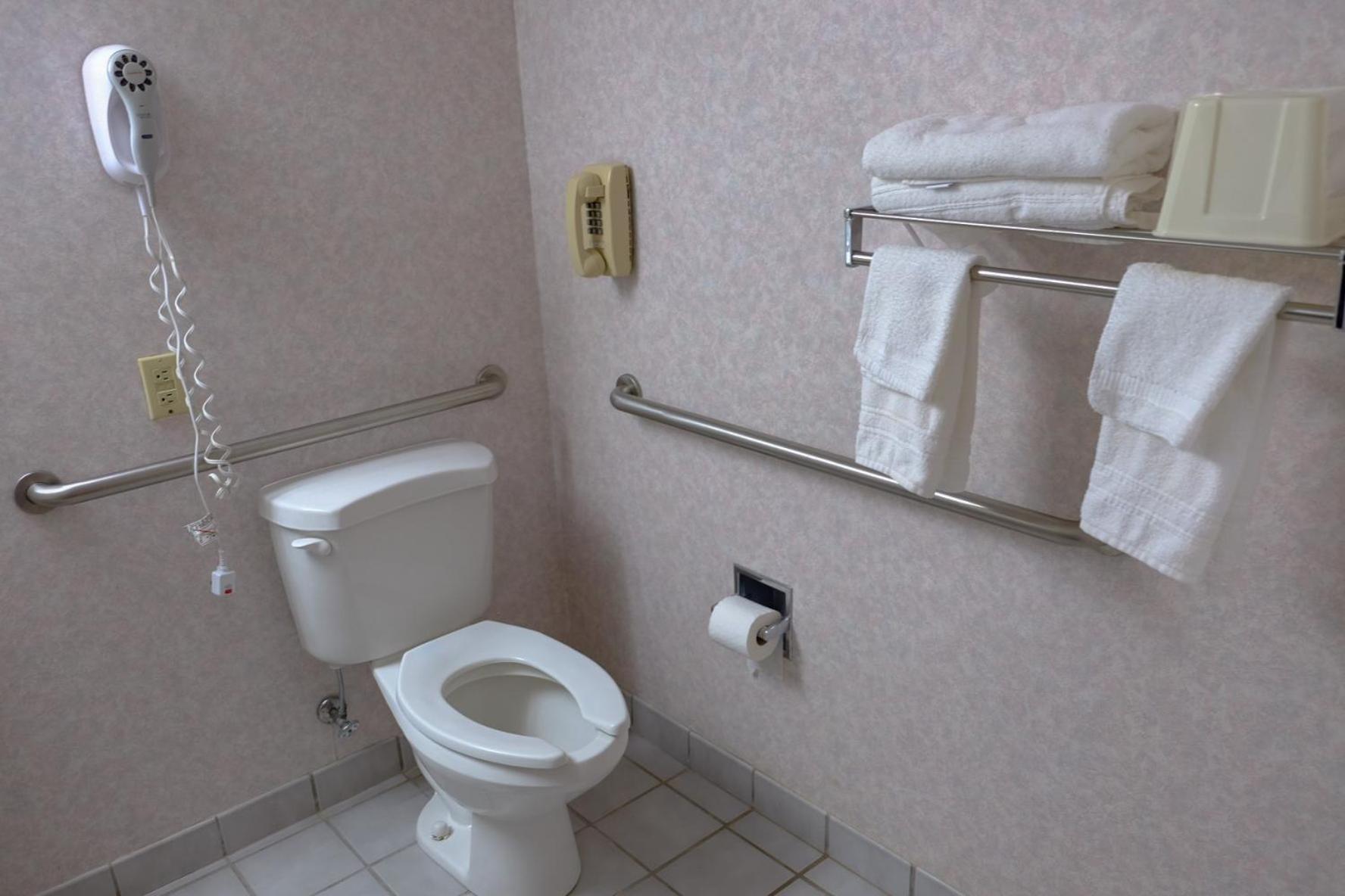 Rodeway Inn High Point - Archdale photo 32