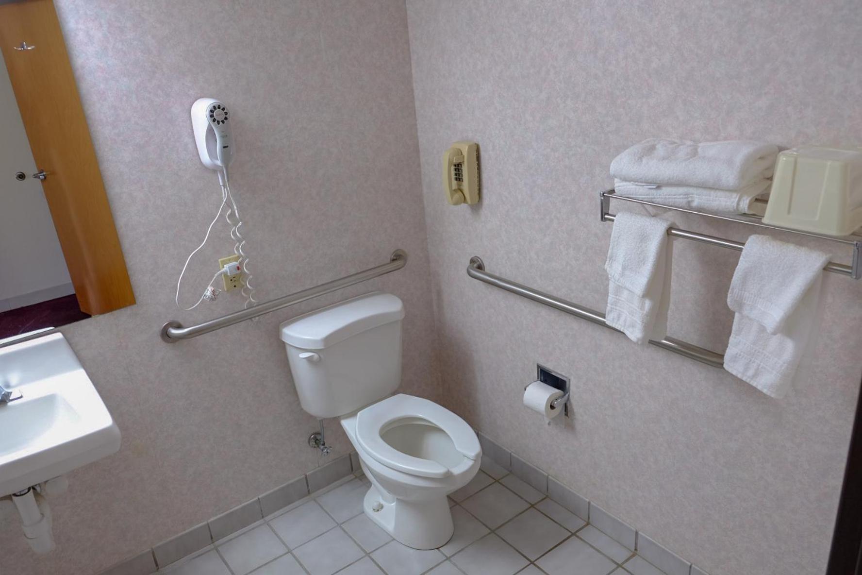 Rodeway Inn High Point - Archdale photo 30