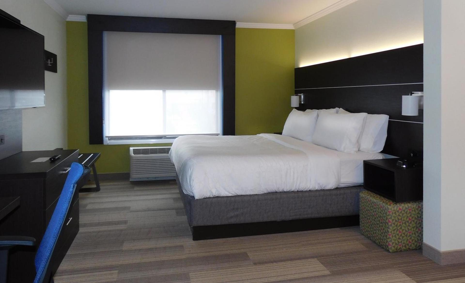 Holiday Inn Express - Coventry S - West Warwick Area by IHG photo 27