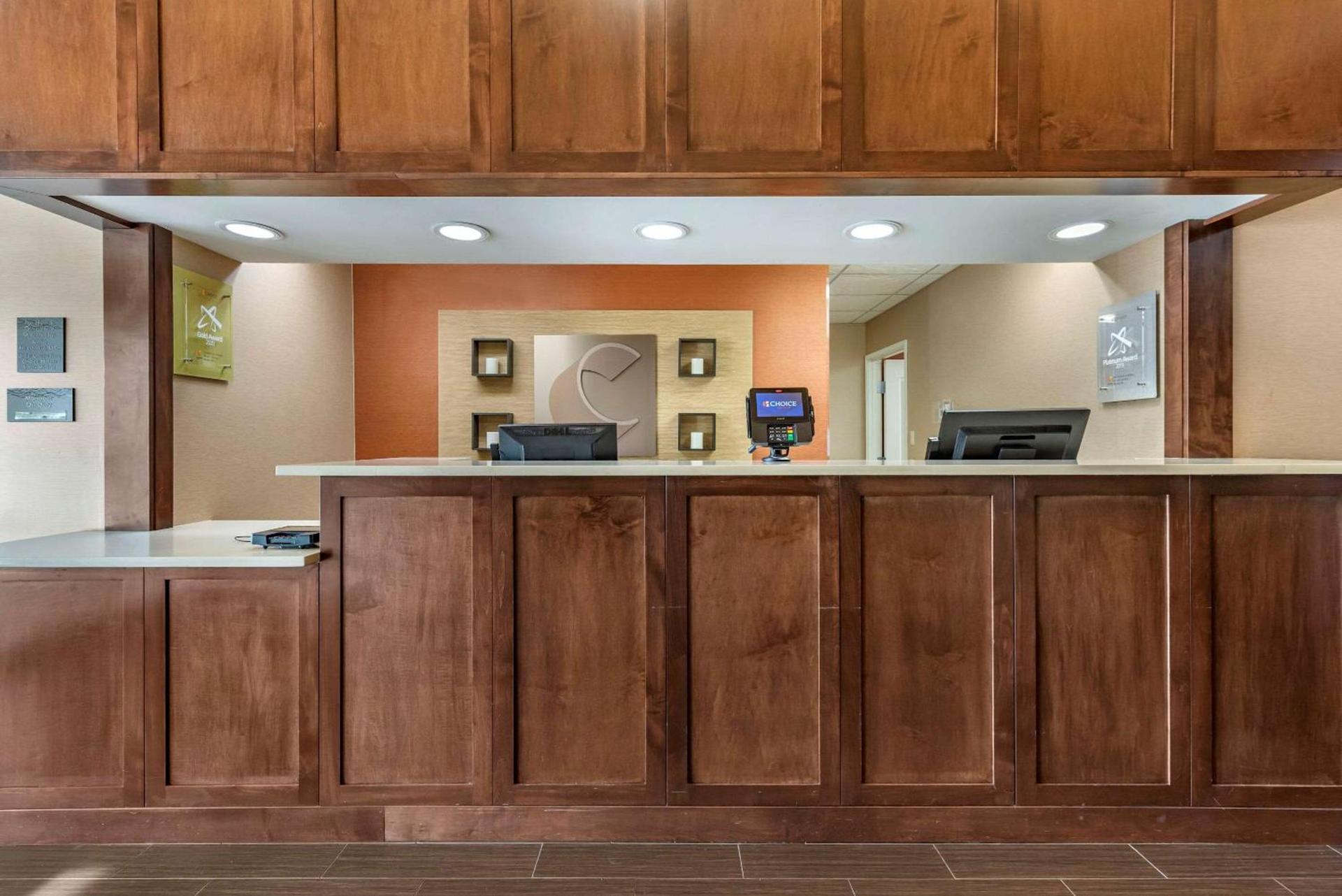 Comfort Inn & Suites Bryant - Benton photo 3