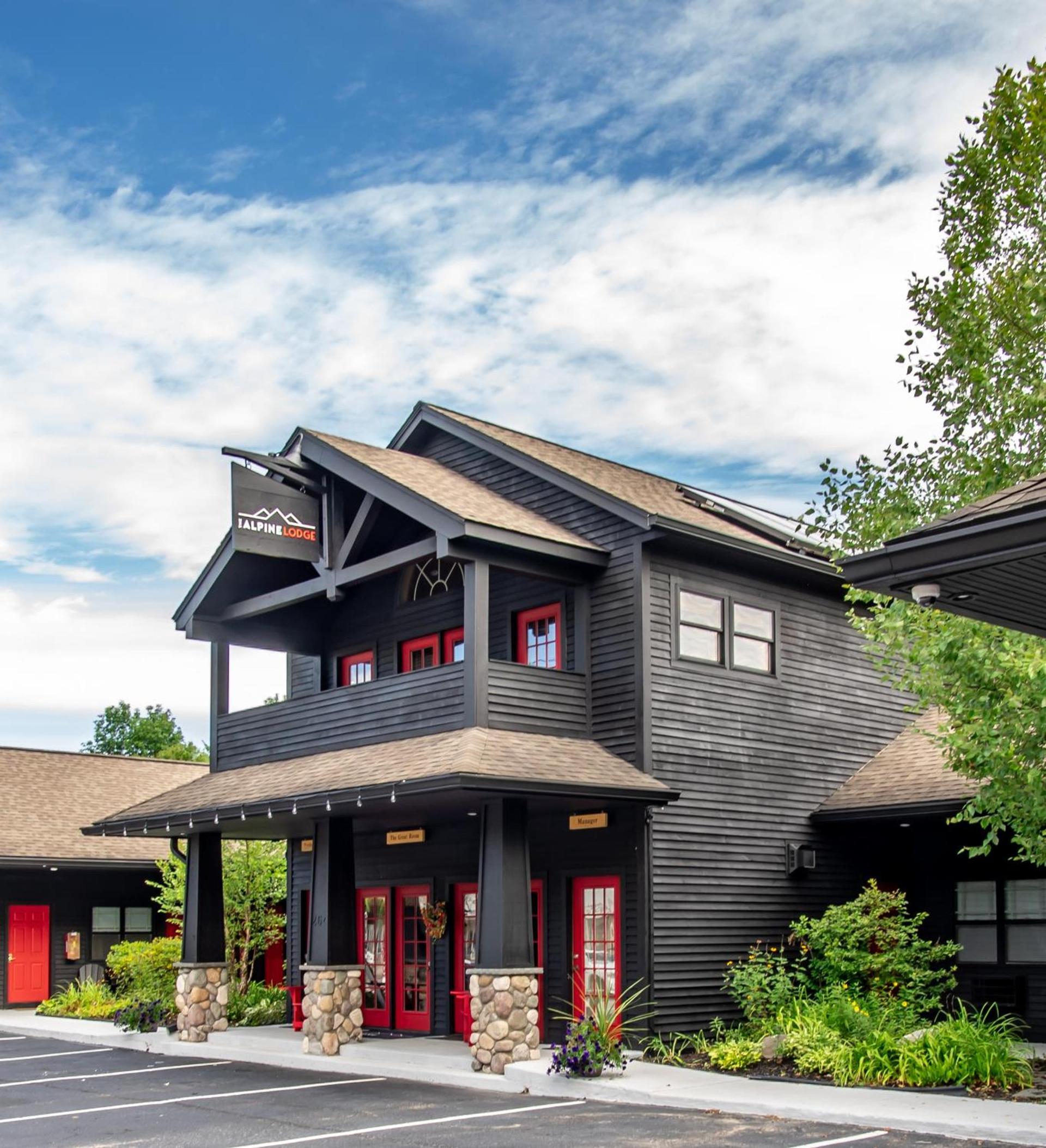 The Alpine Lodge photo 9