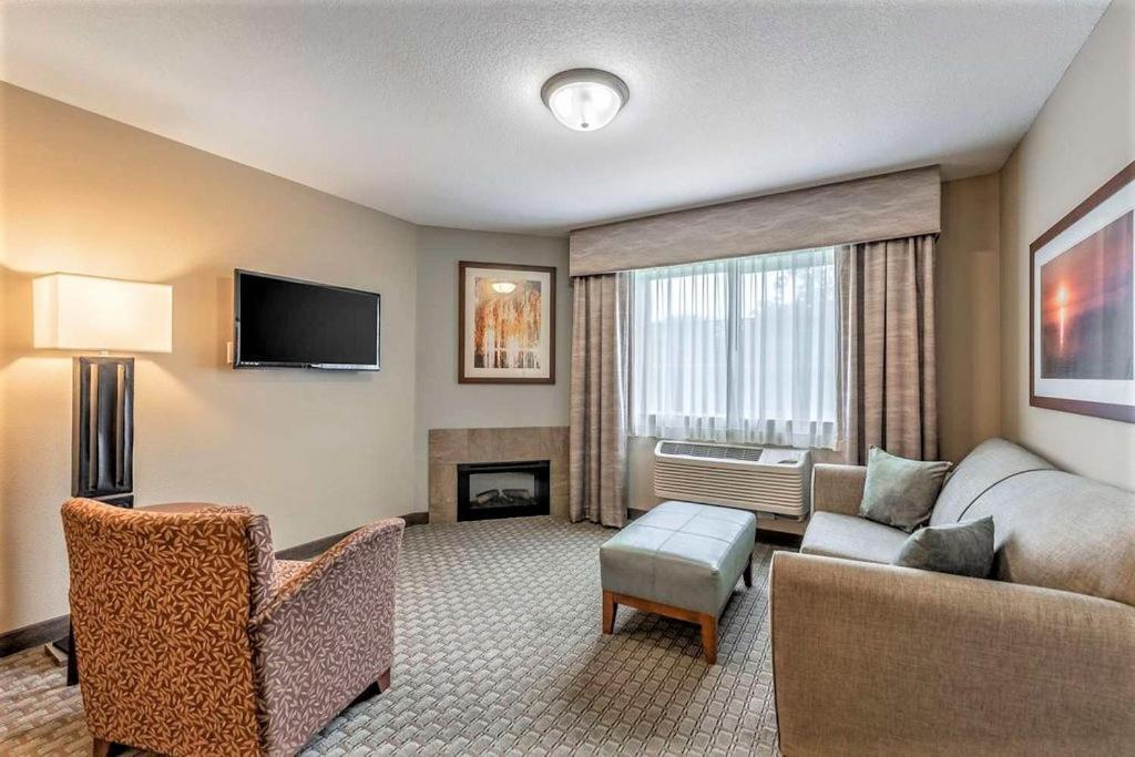 AmeriVu Inn and Suites - Chisago City photo 54