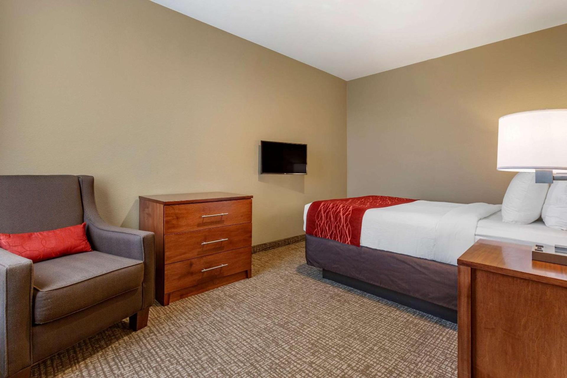 Comfort Inn & Suites Near Mt Rushmore photo 28