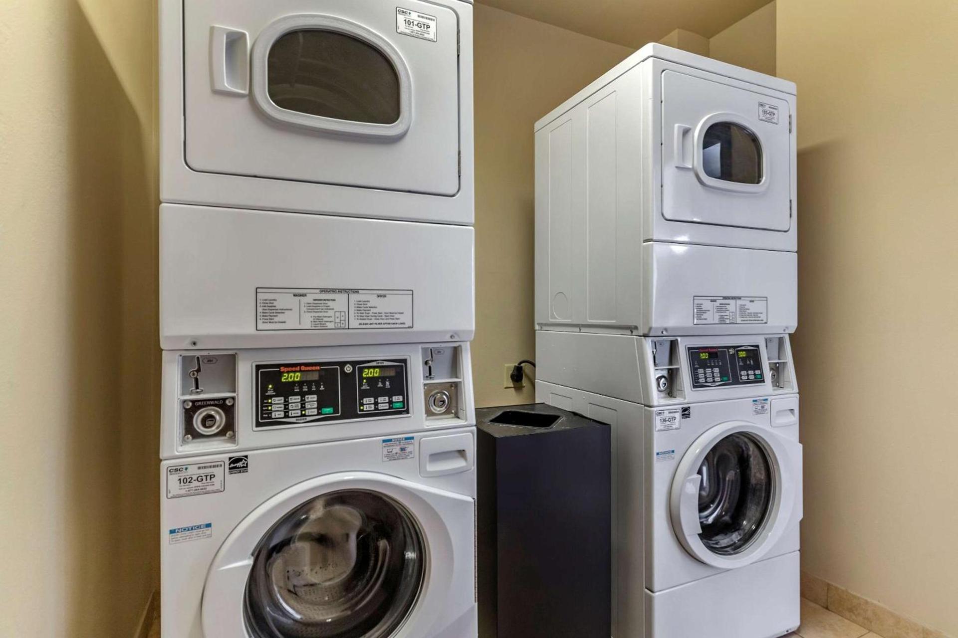 Comfort Suites Buda - Austin South photo 33