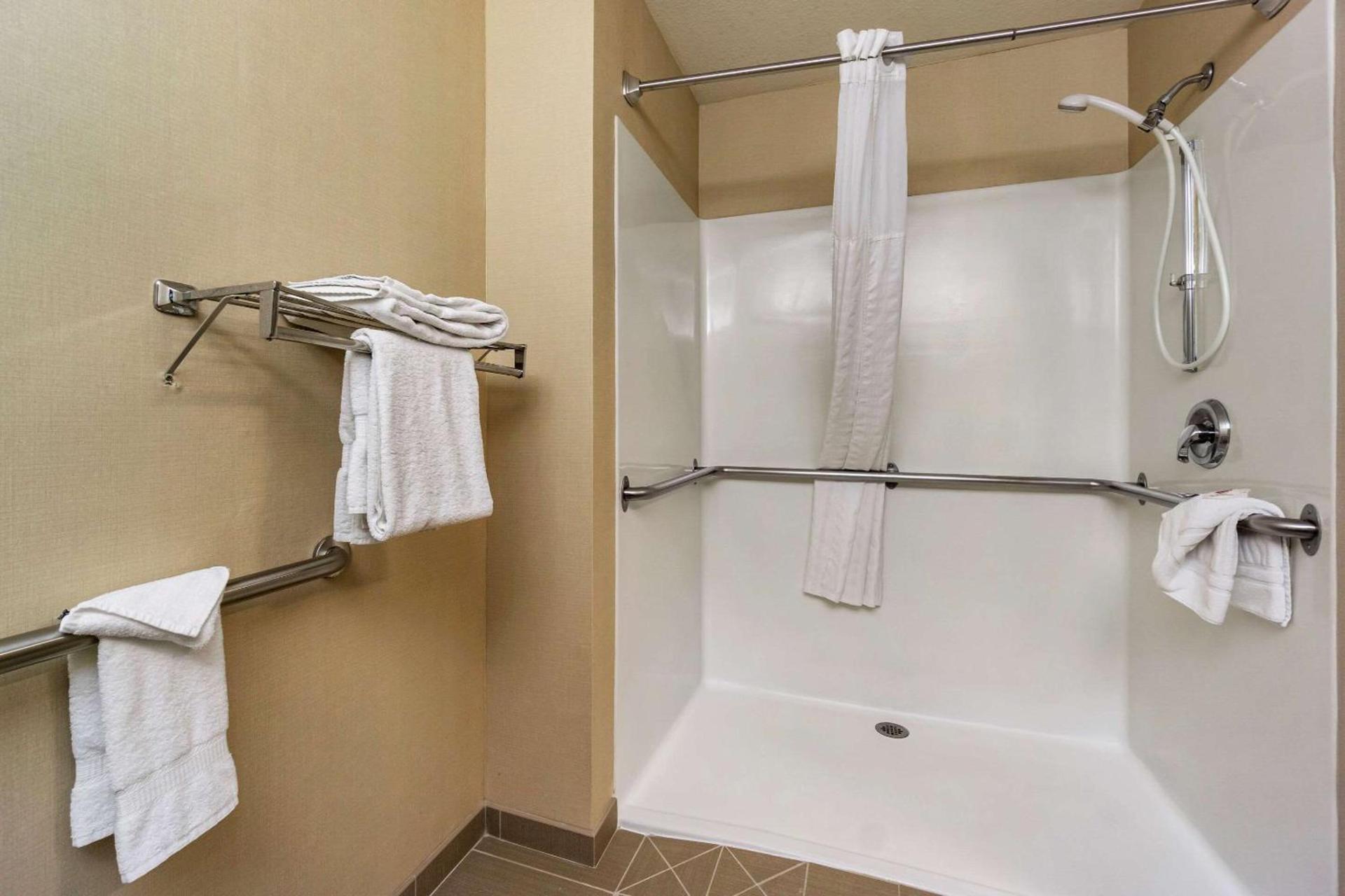 Comfort Inn Kennewick Richland photo 12