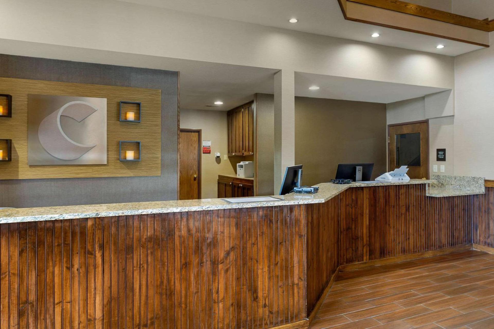 Comfort Inn Marshall Station photo 7