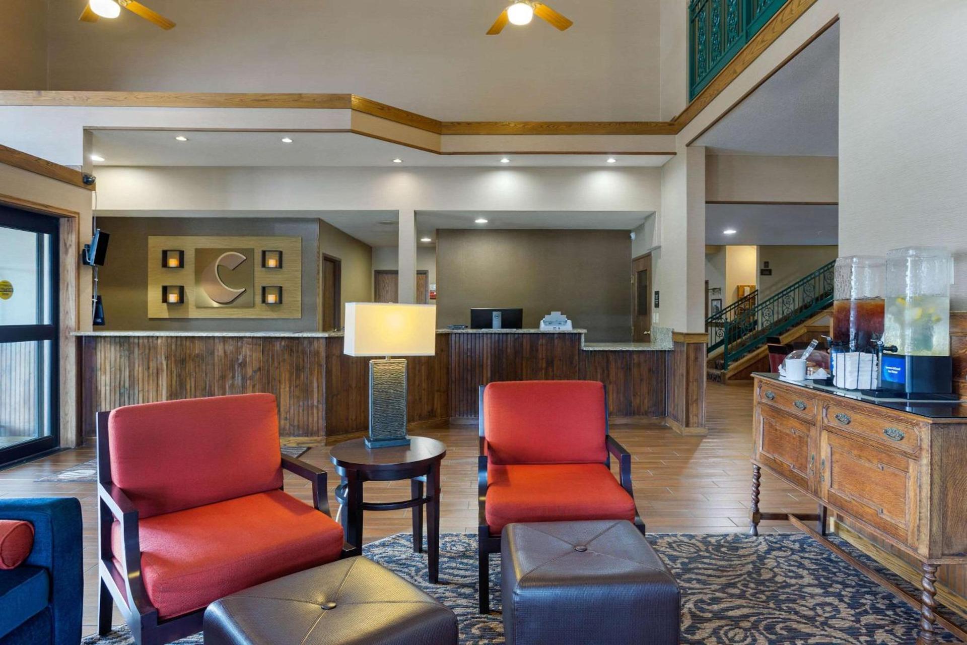 Comfort Inn Marshall Station photo 11