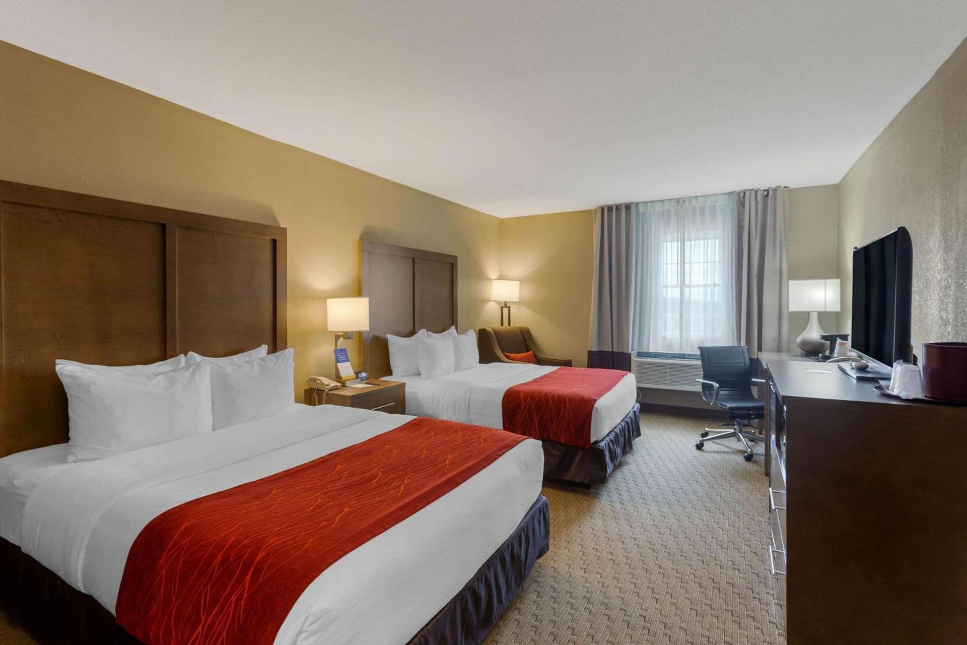 Comfort Inn Marshall Station photo 12