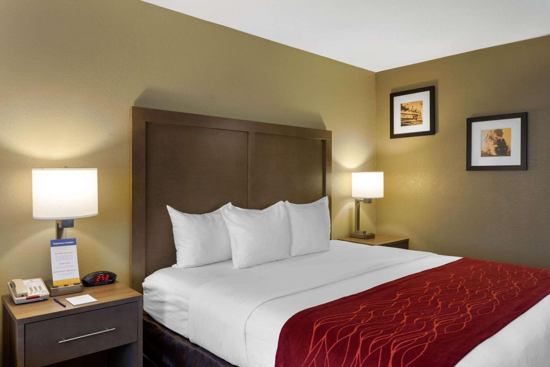 Comfort Inn Marshall Station photo 21