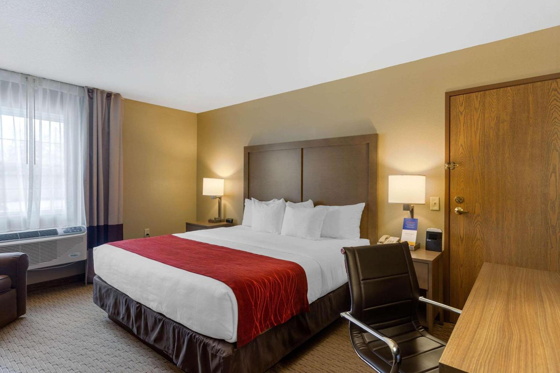 Comfort Inn Marshall Station photo 22