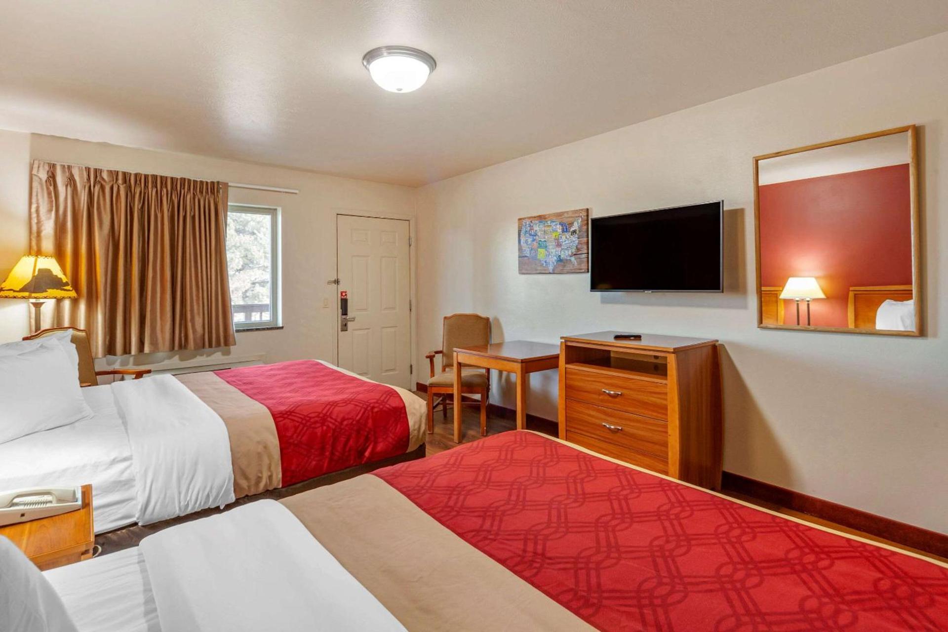 Harmony Inn & Suites photo 17